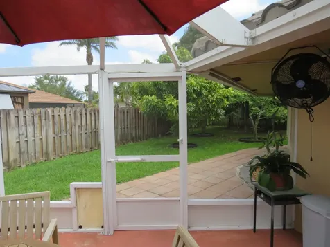 3207 Nw 89th Terrace Coral Springs FL 33065