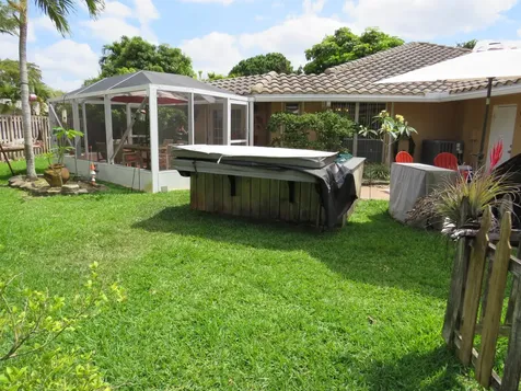 3207 Nw 89th Terrace Coral Springs FL 33065
