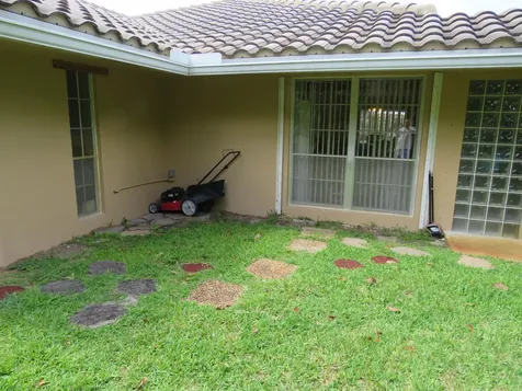 3207 Nw 89th Terrace Coral Springs FL 33065