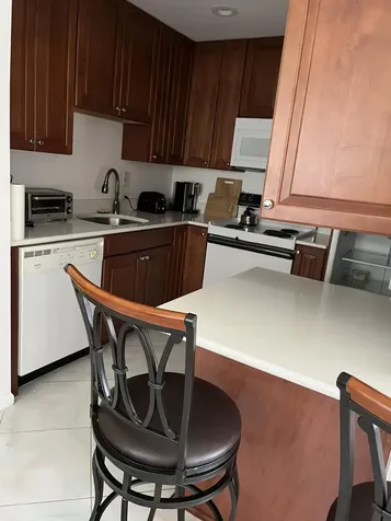 457 Flanders J Delray Beach FL 33448