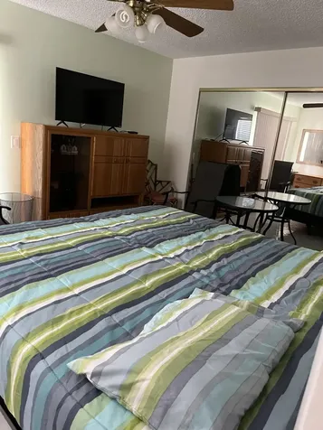 457 Flanders J Delray Beach FL 33448