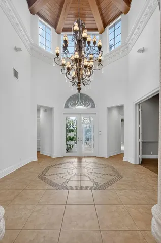 119 Via Paradisio Palm Beach Gardens FL 33418