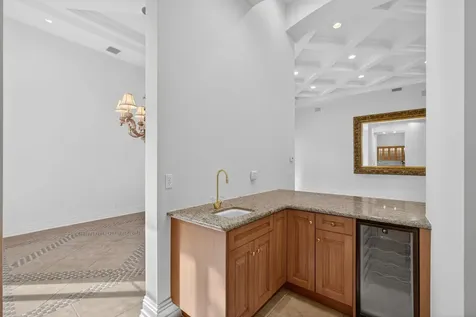 119 Via Paradisio Palm Beach Gardens FL 33418