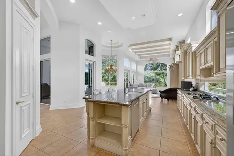 119 Via Paradisio Palm Beach Gardens FL 33418