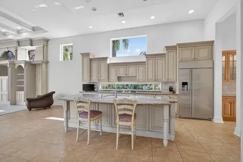 119 Via Paradisio Palm Beach Gardens FL 33418