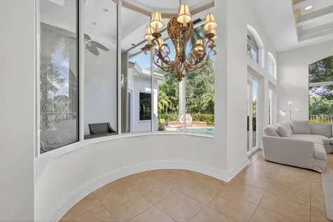 119 Via Paradisio Palm Beach Gardens FL 33418