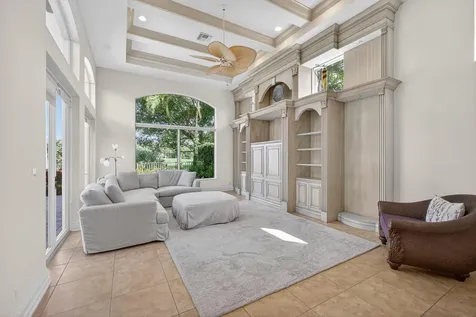 119 Via Paradisio Palm Beach Gardens FL 33418