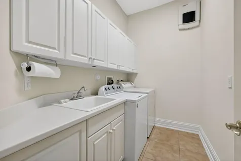 119 Via Paradisio Palm Beach Gardens FL 33418