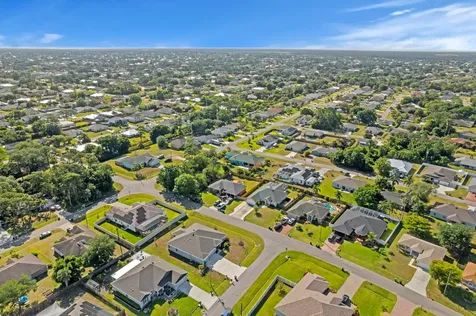 1501 Sw Neponset Road Port Saint Lucie FL 34953