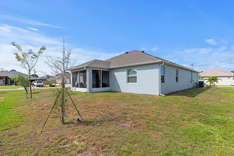 1501 Sw Neponset Road Port Saint Lucie FL 34953