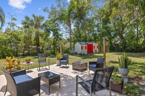 2001 Delmar Avenue Vero Beach FL 32960