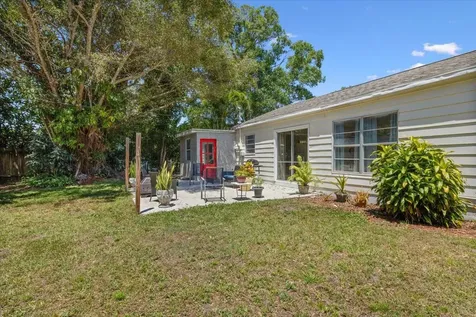 2001 Delmar Avenue Vero Beach FL 32960