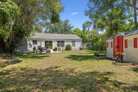 2001 Delmar Avenue Vero Beach FL 32960