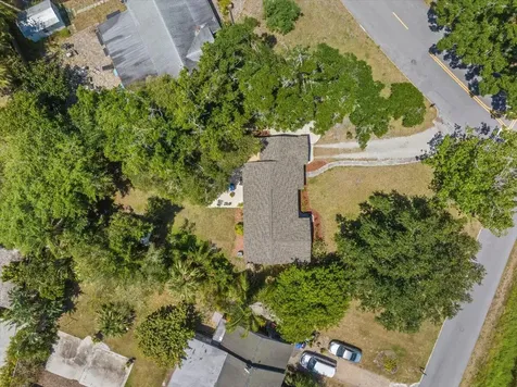 2001 Delmar Avenue Vero Beach FL 32960