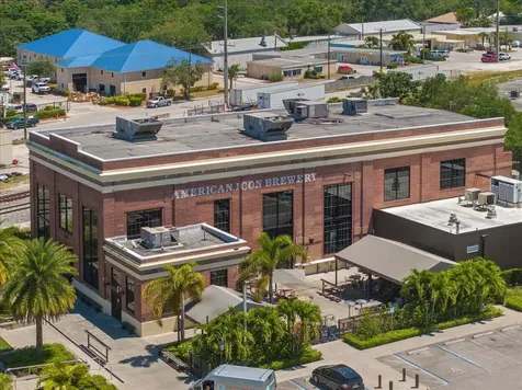 2001 Delmar Avenue Vero Beach FL 32960