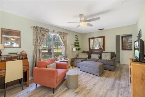 2001 Delmar Avenue Vero Beach FL 32960