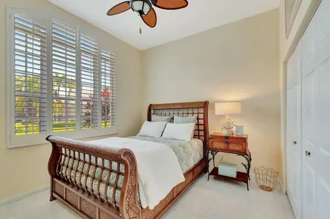104 Palm Circle Atlantis FL 33462