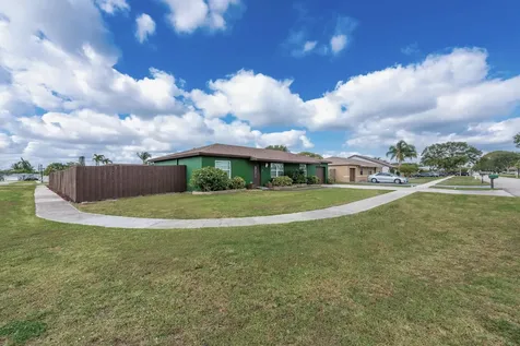 9308 Gettysburg Road Boca Raton FL 33434