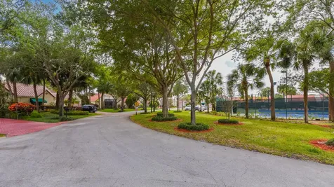 6674 Las Flores Drive Boca Raton FL 33433