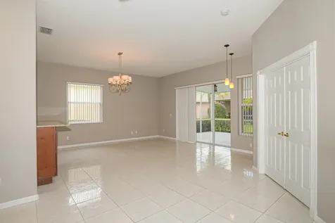 614 Nw Monticello Place Port Saint Lucie FL 34986
