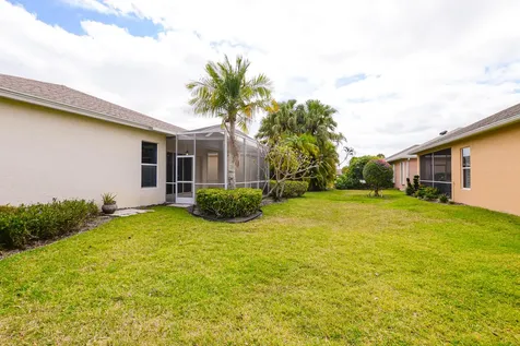 614 Nw Monticello Place Port Saint Lucie FL 34986