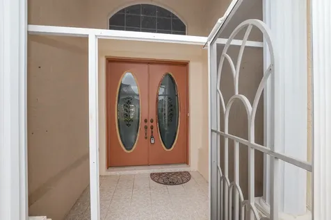 614 Nw Monticello Place Port Saint Lucie FL 34986
