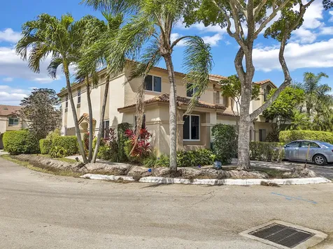 6807 Via Regina Boca Raton FL 33433