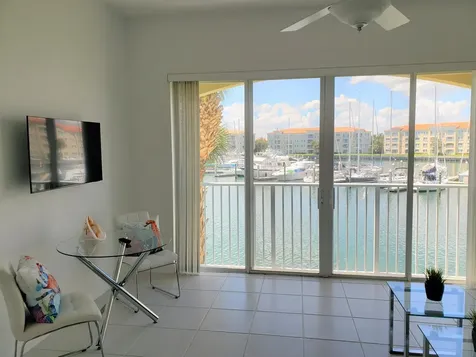 10 Harbour Isle Drive Fort Pierce FL 34949