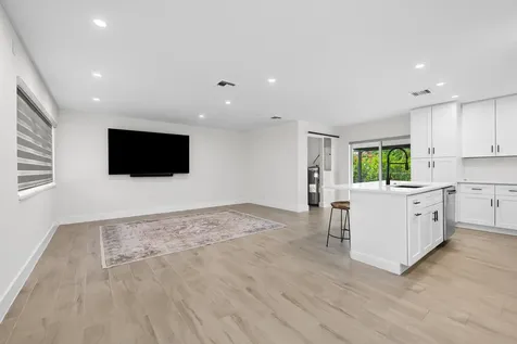 1269 Nw 4th Street Boca Raton FL 33486