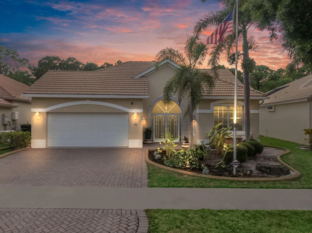 731 Sw Great Exuma Cove Port Saint Lucie FL 34986