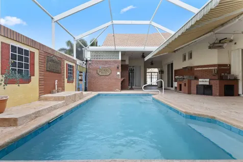 731 Sw Great Exuma Cove Port Saint Lucie FL 34986