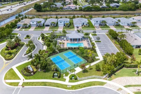 9578 Mosler Trail Lake Worth FL 33467