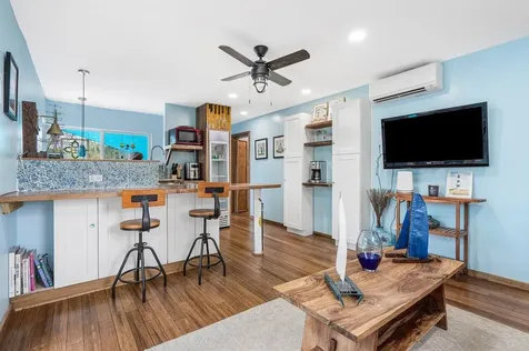 300 SE 7th Avenue Delray Beach FL 33483