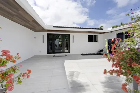 520 Ne 17th Street Boca Raton FL 33432
