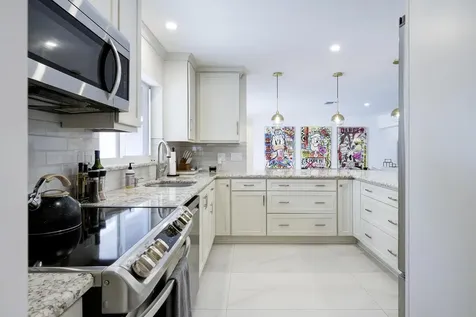 520 Ne 17th Street Boca Raton FL 33432