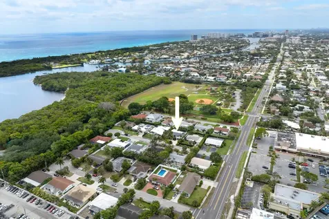 520 Ne 17th Street Boca Raton FL 33432