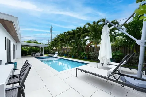 520 Ne 17th Street Boca Raton FL 33432