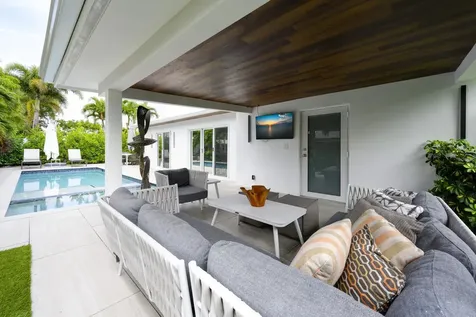 520 Ne 17th Street Boca Raton FL 33432