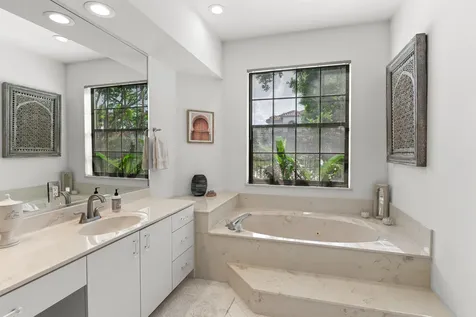 2133 Nw 57th Street Boca Raton FL 33496