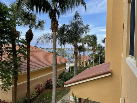 1200 Scotia Drive Hypoluxo FL 33462