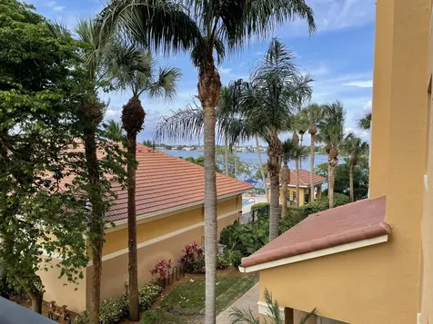1200 Scotia Drive Hypoluxo FL 33462