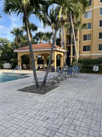 1200 Scotia Drive Hypoluxo FL 33462