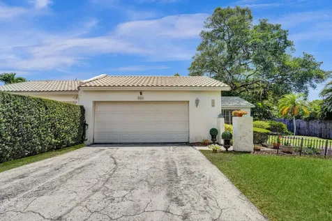 894 Camino Gardens Lane Boca Raton FL 33432