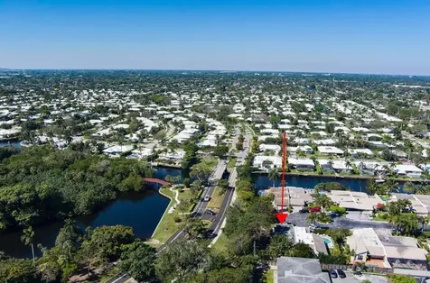 894 Camino Gardens Lane Boca Raton FL 33432