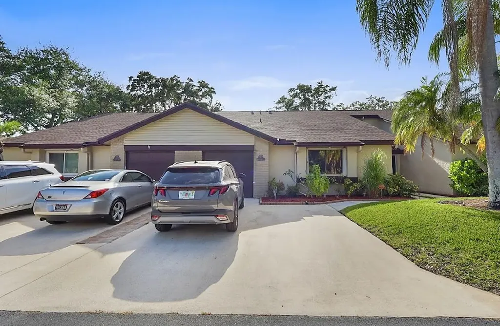 151 Meander Circle Royal Palm Beach FL 33411