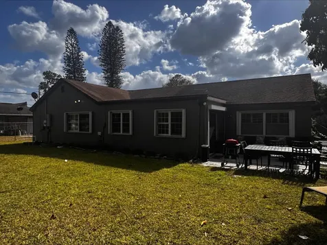 112 Ne Caprona Avenue Port Saint Lucie FL 34983