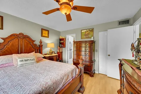9621 Sunrise Lakes Boulevard Sunrise FL 33322