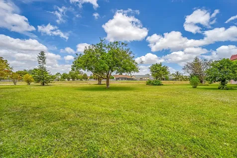 9621 Sunrise Lakes Boulevard Sunrise FL 33322