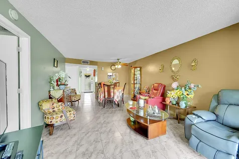 9621 Sunrise Lakes Boulevard Sunrise FL 33322