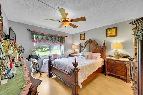 9621 Sunrise Lakes Boulevard Sunrise FL 33322